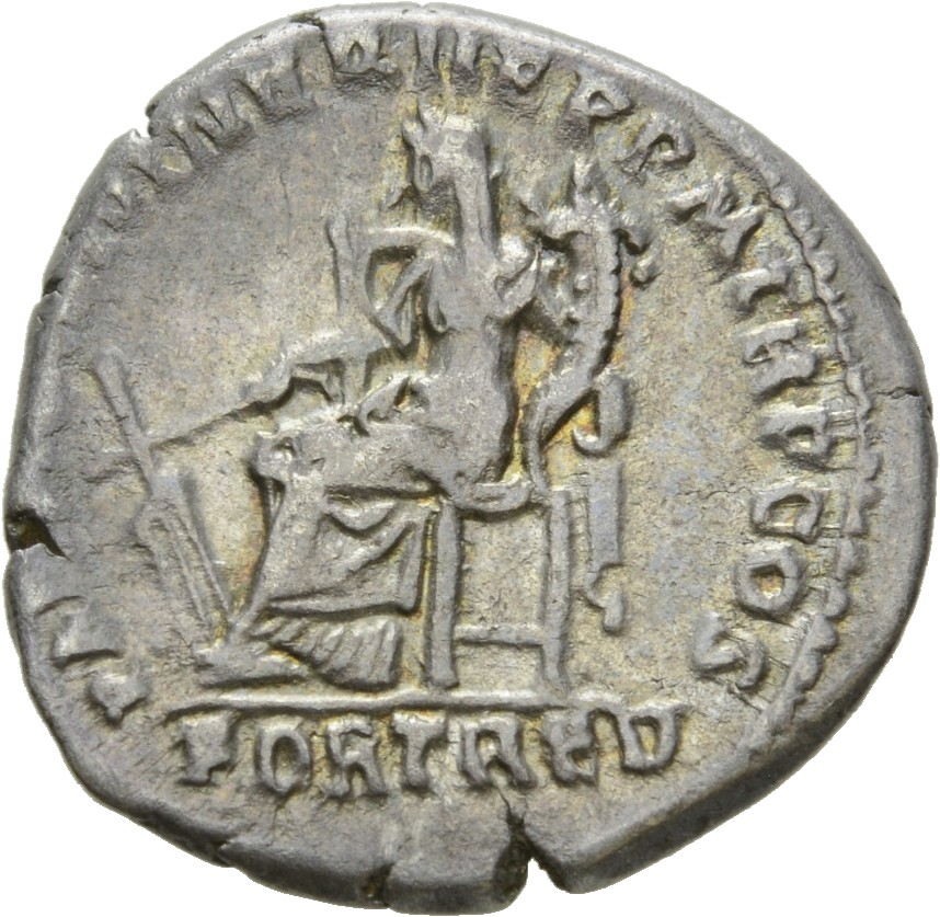 RIC II Hadrian 10c (denarius) Hadrian reverse, Fortuna sitzt nach l. In der r. Hand ein Ruder und einen Globus, in der l. ...