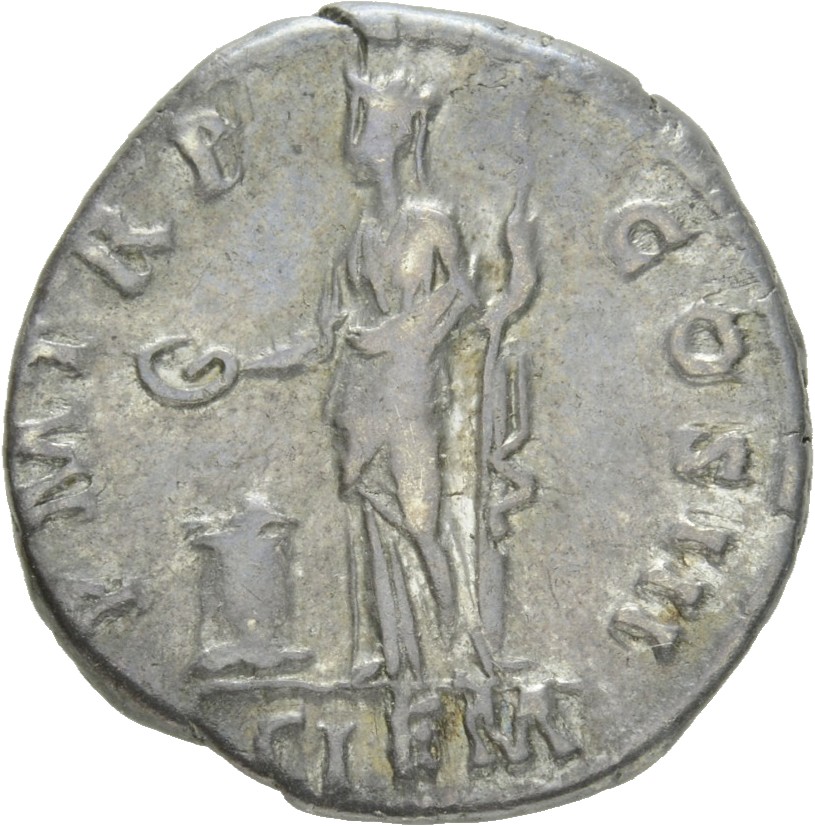 RIC II Hadrian 117a Hadrian reverse, Clementia steht in der Vorderansicht, den Kopf nach l. Mit der r. Hand hält sie eine ...