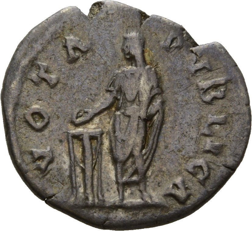 RIC II Hadrian 290a Hadrian reverse, Hadrianus mit Toga und verhülltem Haupt (capite velato) steht in der Vorderansicht, d...