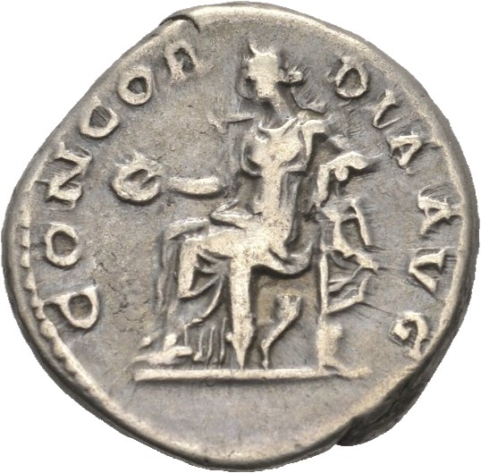 RIC II Hadrian 398 (denarius) Hadrian reverse, Concordia sitzt auf Thron nach l. Hält in der r. Hand Schale (patera) und s...