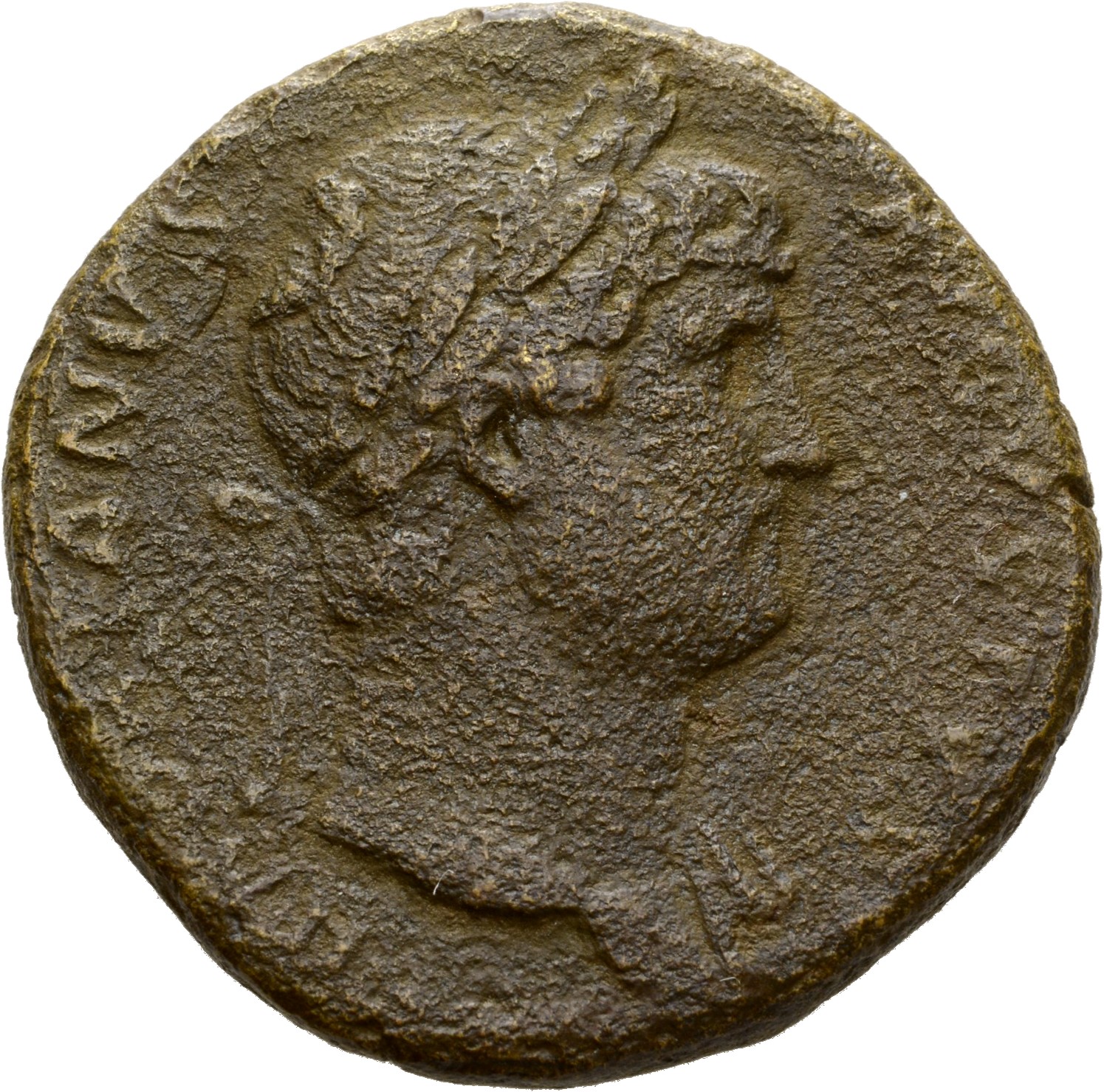 RIC II Hadrian 632 Hadrian obverse, Drapierte Büste des Hadrianus mit Lorbeerkranz in der Brustansicht nach r.