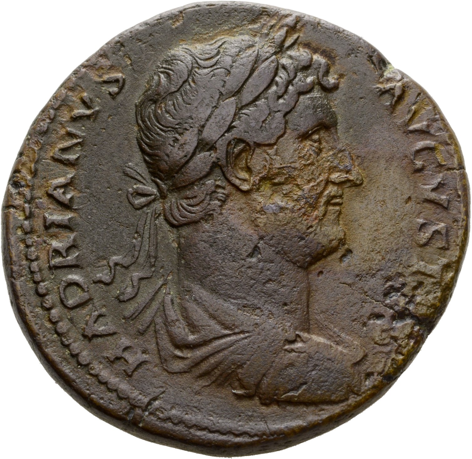 RIC II Hadrian 706f Hadrian obverse, Drapierte Büste des Hadrianus mit Lorbeerkranz in der Rückenansicht nach r.