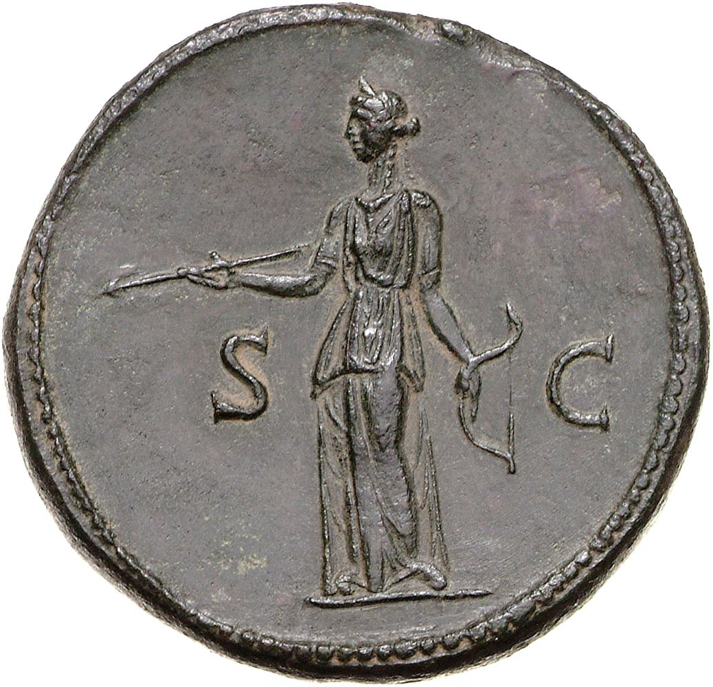RIC II Hadrian 777d Hadrian reverse, Diana steht in der Vorderansicht, den Kopf nach l., in der r. Hand Pfeil und in der l...