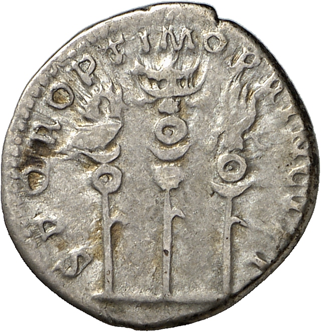RIC II Trajan 295 Trajan reverse, Aquila between vexillum on left and standard on right
