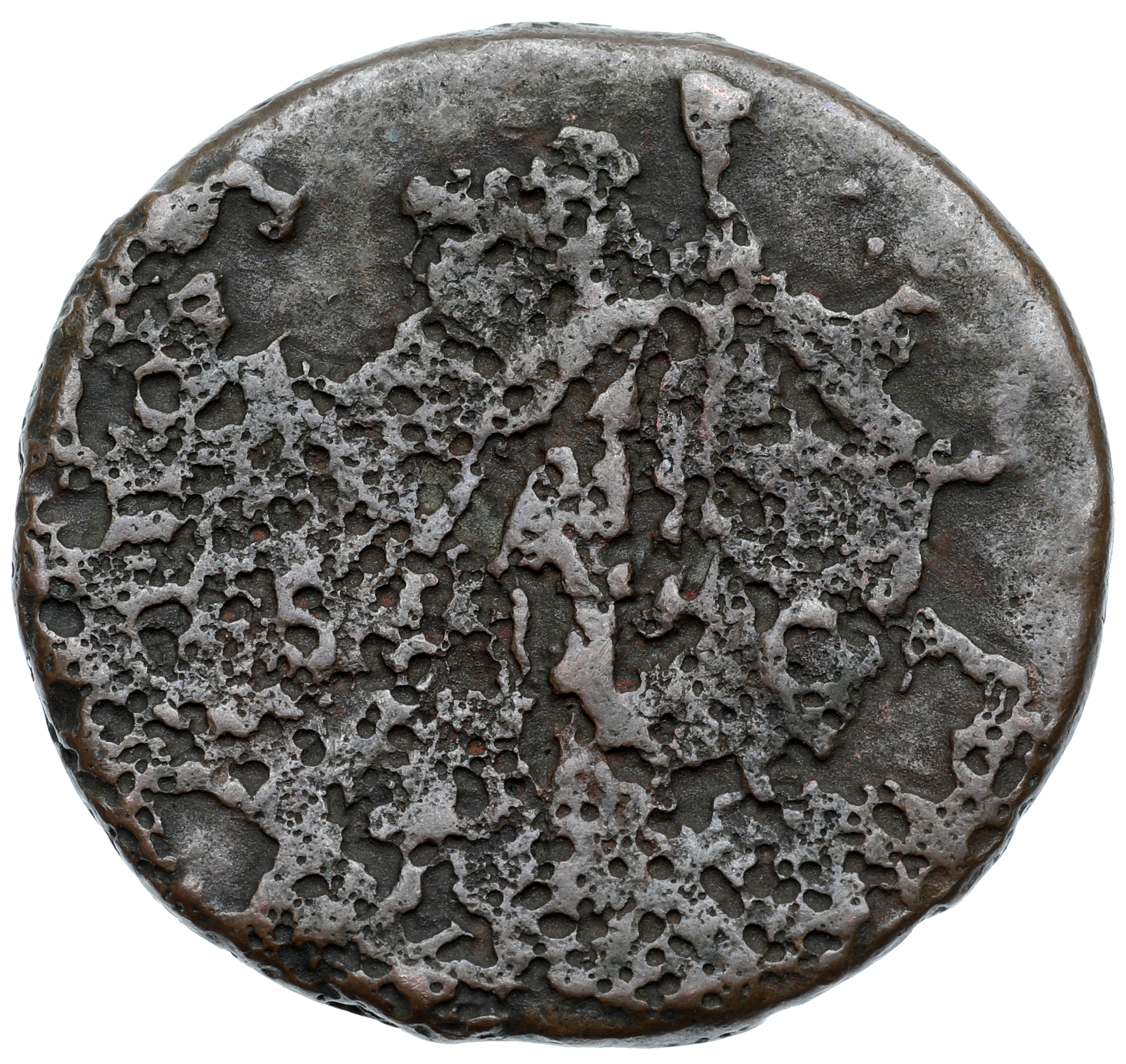 Trajan reverse — Roma, helmeted, in military dress, standing left, holding Victory in extended right hand and vertical spear, reversed, in left