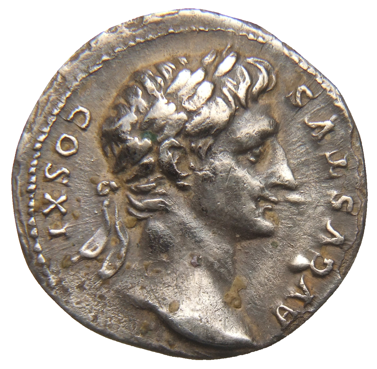RIC II Trajan 818 Trajan obverse, Head of Augustus, laureate, right