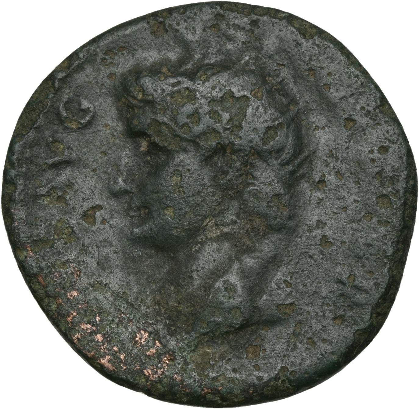 RIC II, Part 1 (second edition) Titus 454 Titus obverse, Head of Divus Augustus, radiate, left
