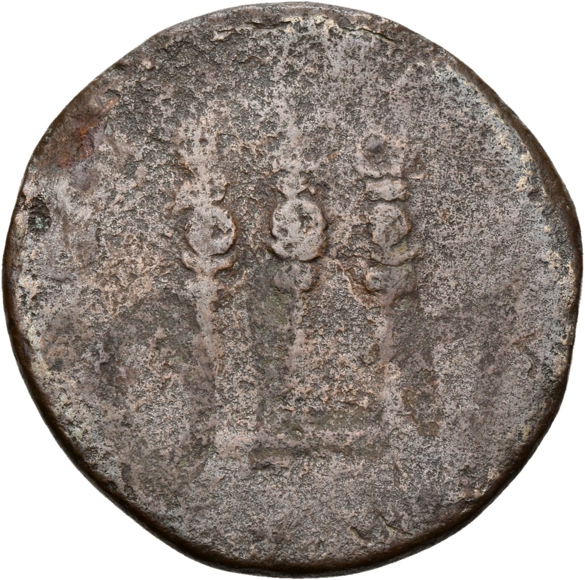 RIC II, Part 3 (second edition) Hadrian 156 Hadrian reverse, Eagle standing between two standards