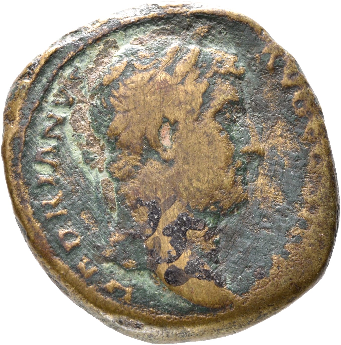 RIC II, Part 3 (second edition) Hadrian 2170 Hadrian obverse, Head of Hadrian, laureate, right