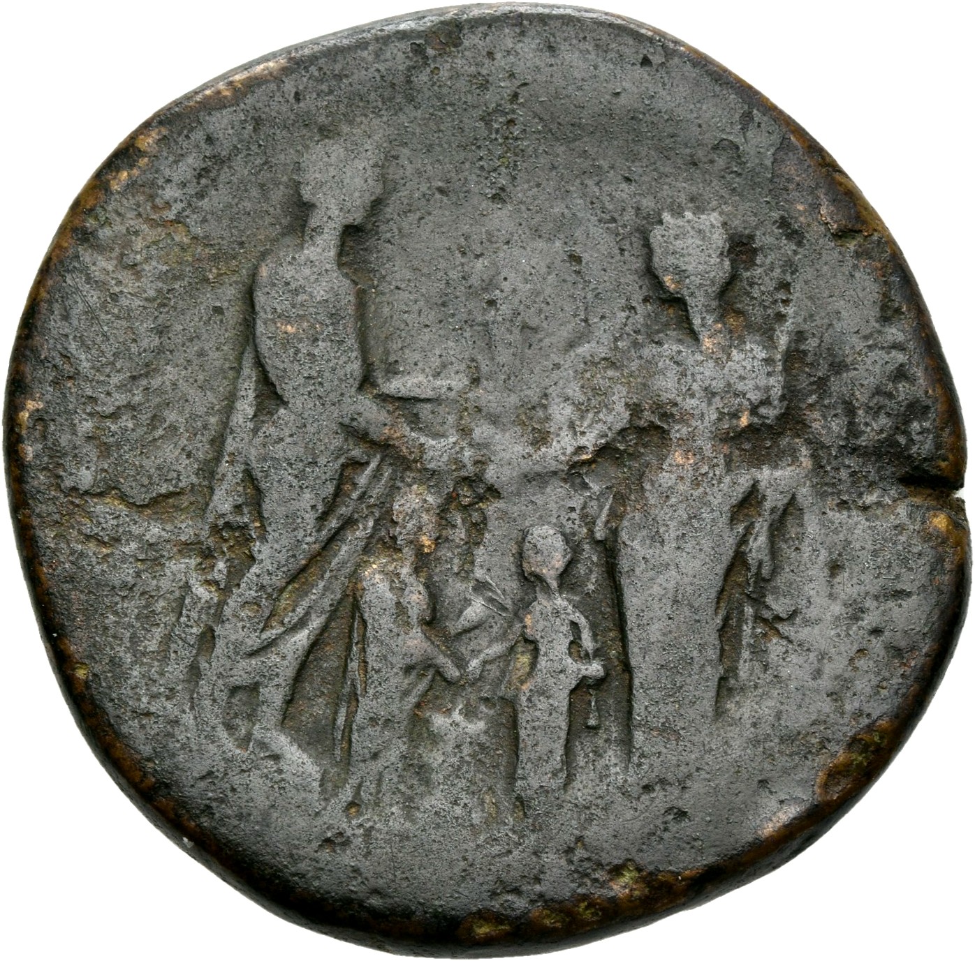 RIC III Antoninus Pius 601b Antoninus Pius reverse, Antoninus Pius standing, right holding Victory in left hand, clasping ...