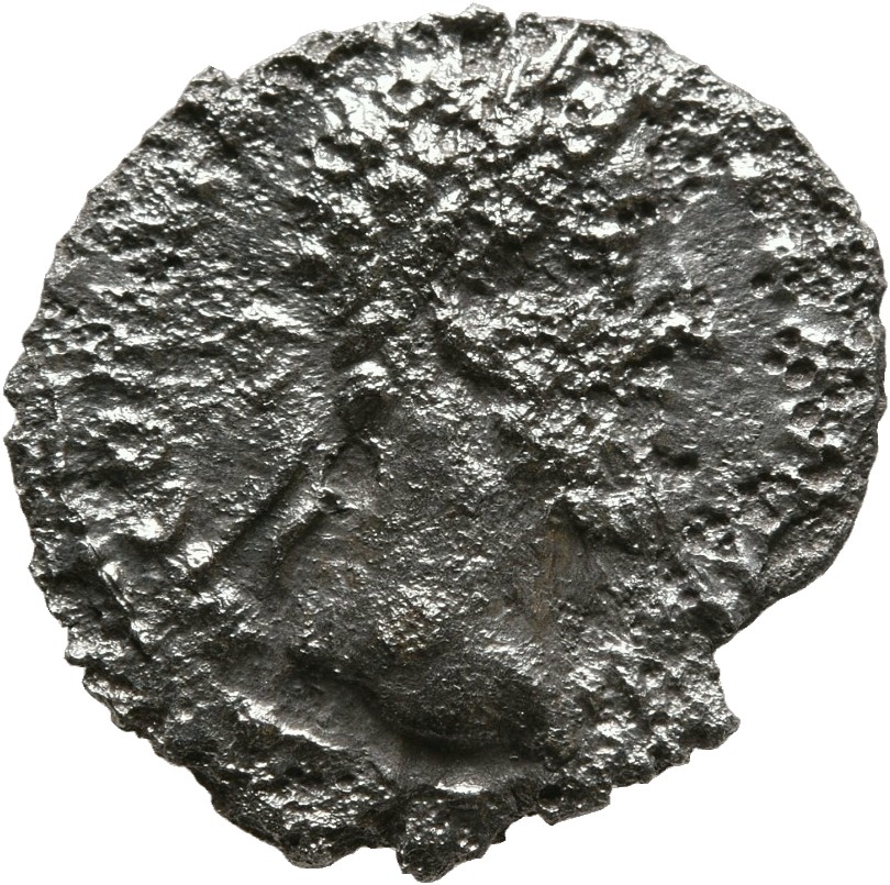 RIC III Commodus 135 (denarius) Commodus obverse, Head of Commodus, laureate, right