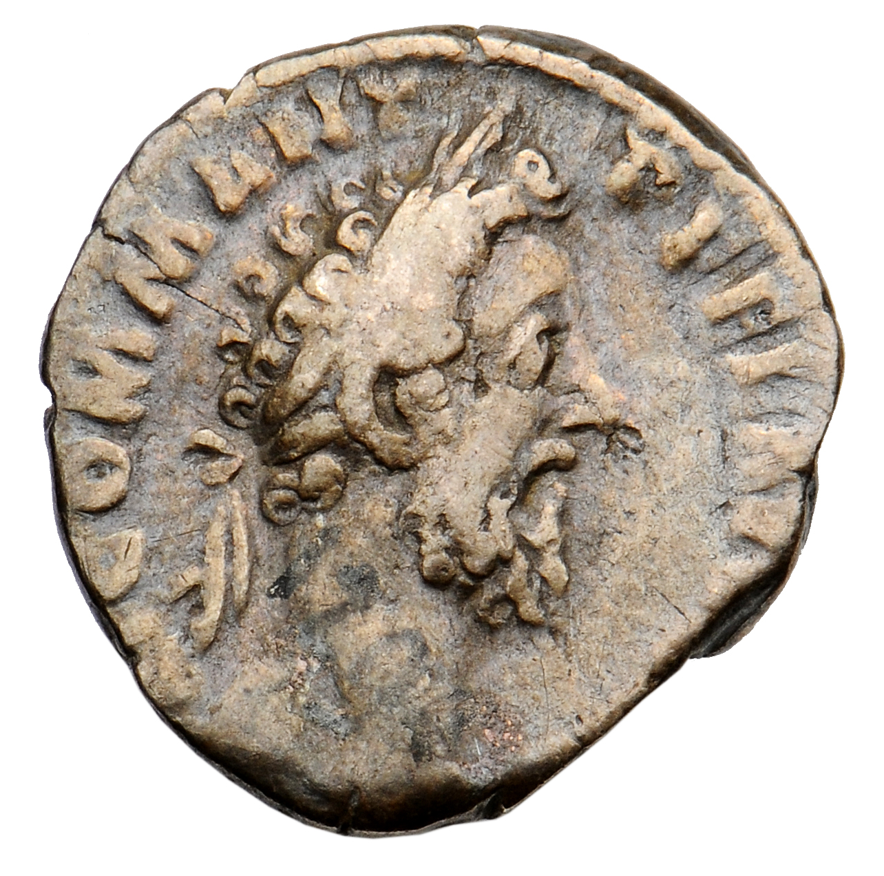 RIC III Commodus 136d Commodus obverse, Head of Commodus, laureate, right