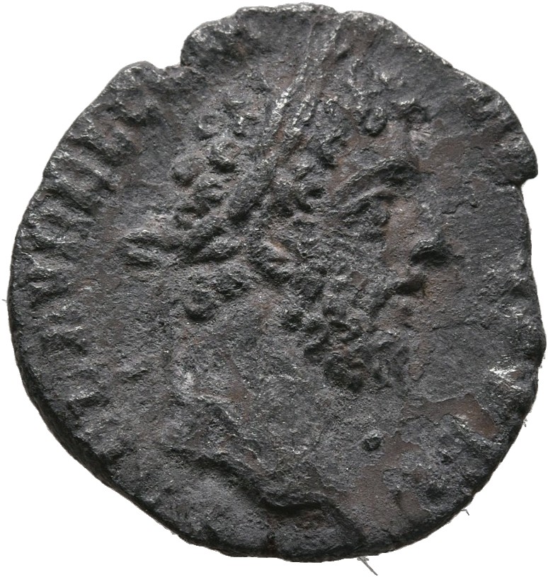 RIC III Commodus 249 Commodus obverse, Head of Commodus, laureate, right