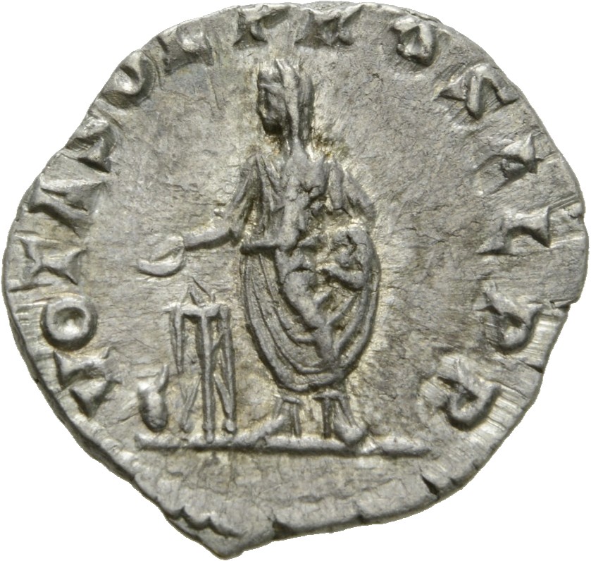 RIC III Commodus 262 Commodus reverse, Commodus, veiled, togate, standing left, sacrificing over lighted altar from patera...