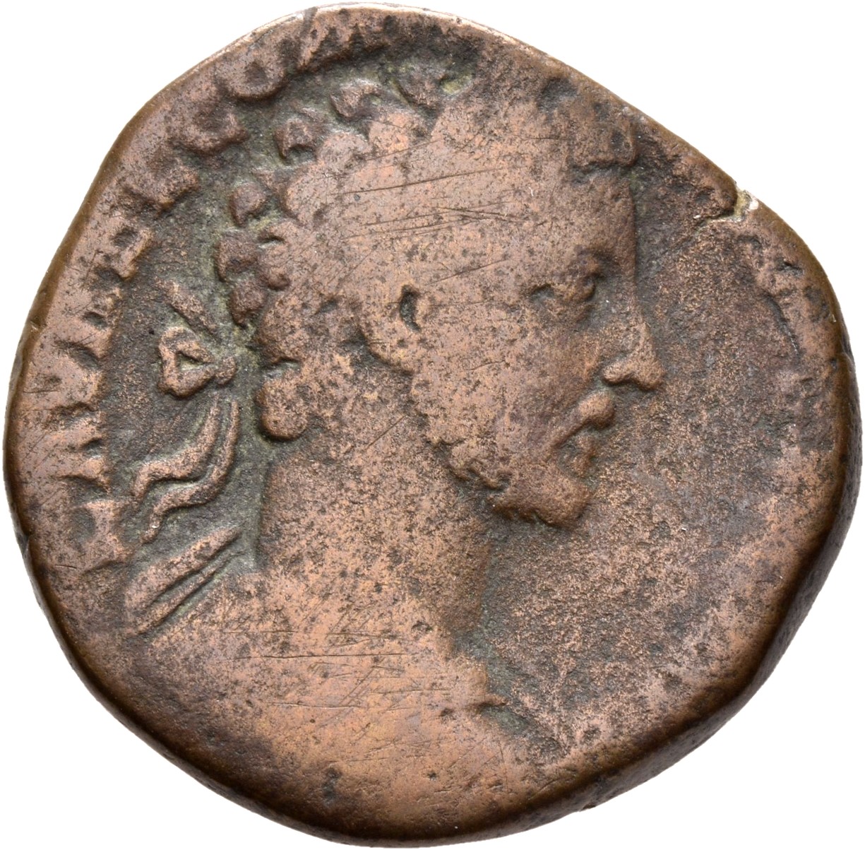 RIC III Commodus 295e Commodus obverse, Bust of Commodus, laureate, draped, cuirassed, right