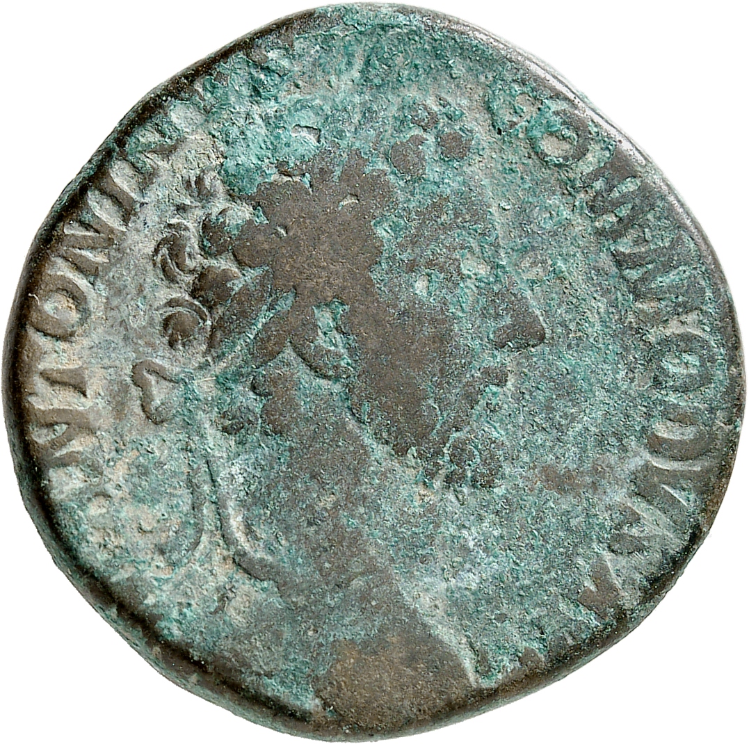 RIC III Commodus 324 Commodus obverse, Head of Commodus, laureate, right