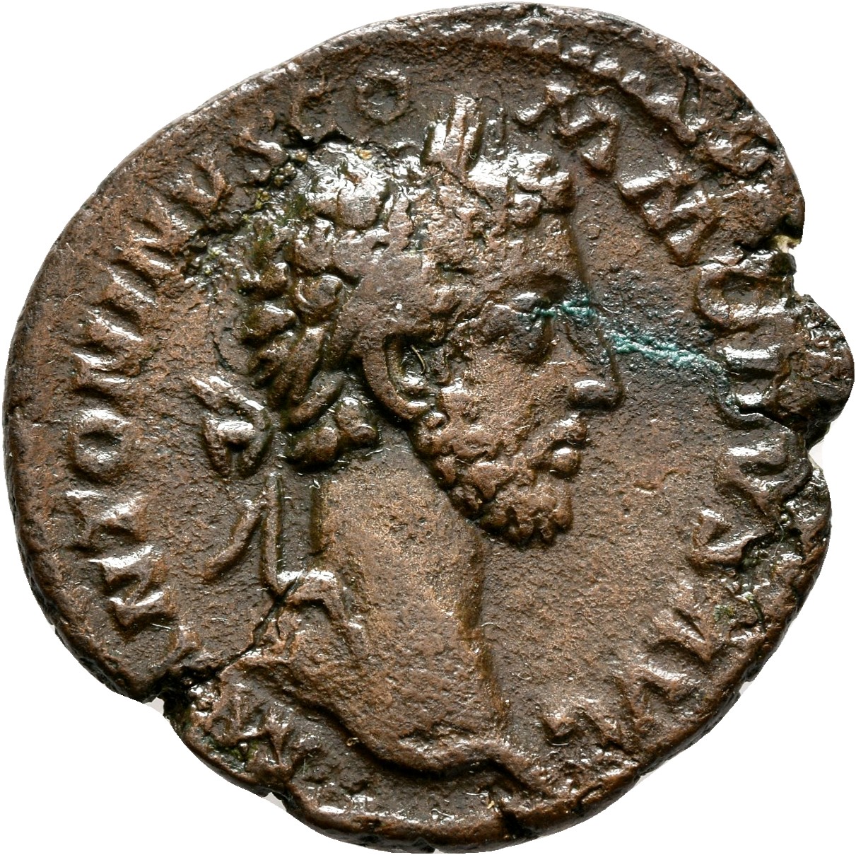 RIC III Commodus 338a Commodus obverse, Head of Commodus, laureate, right