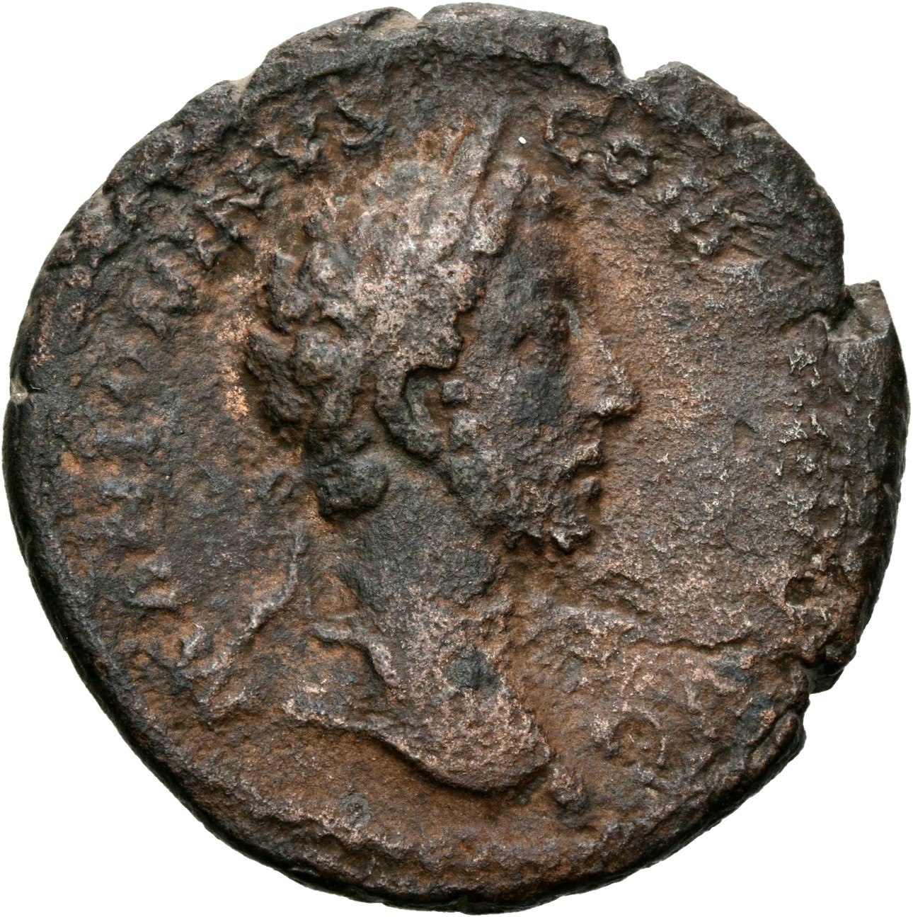 RIC III Commodus 338a Commodus obverse, Head of Commodus, laureate, right