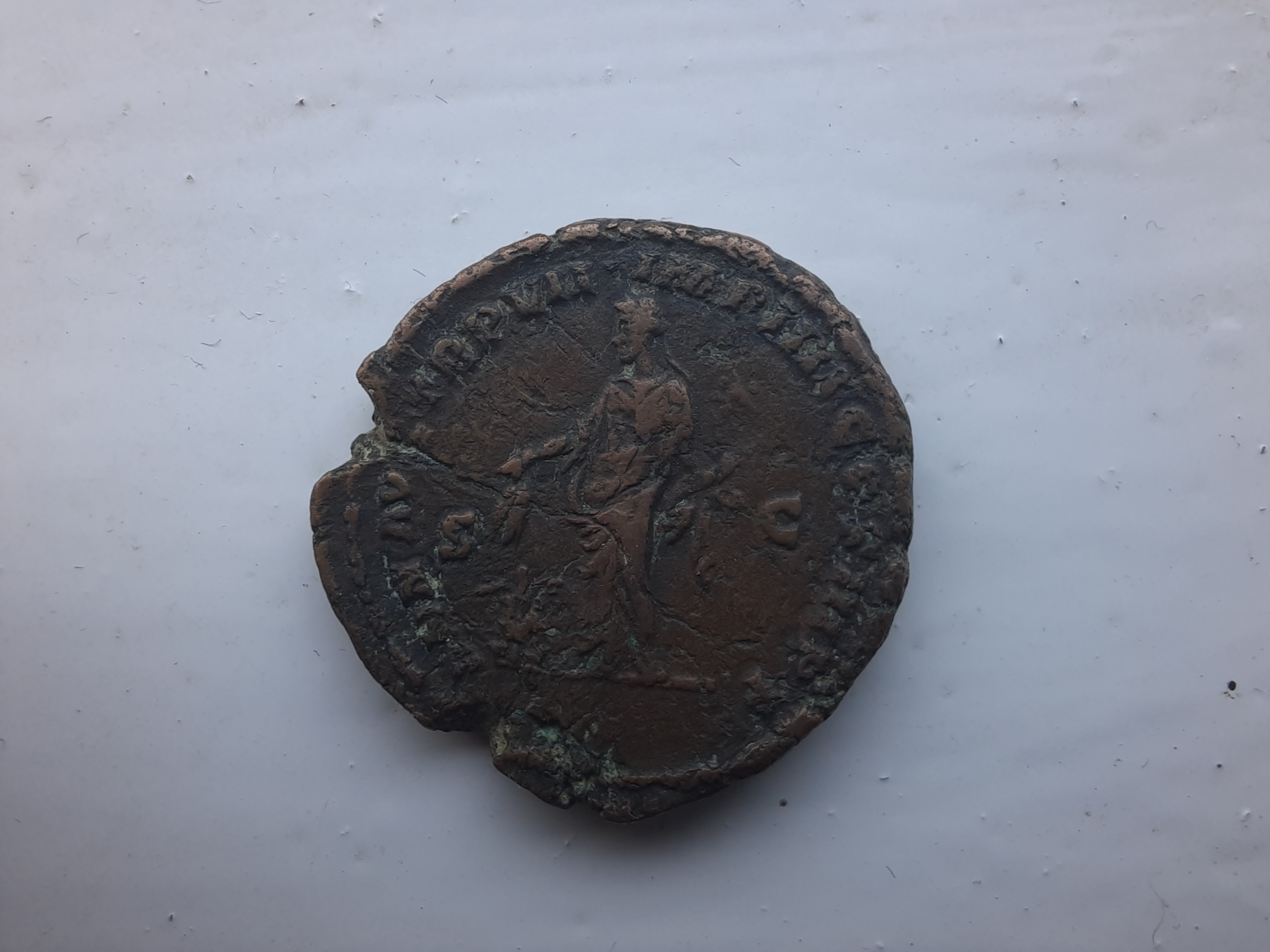 RIC III Commodus 339 Commodus obverse, Head of Commodus, laureate, right