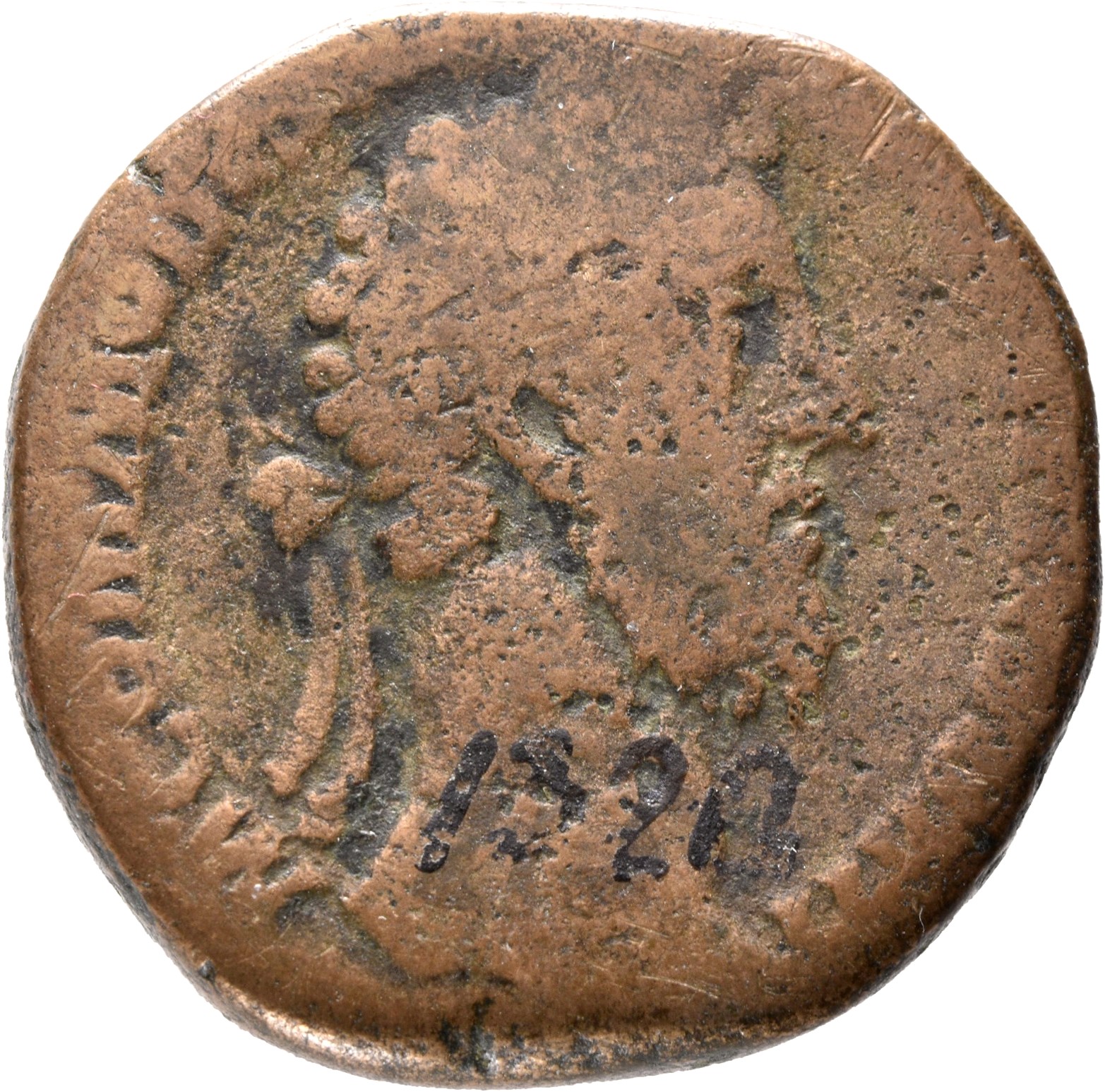 RIC III Commodus 446 Commodus obverse, Head of Commodus, laureate, right