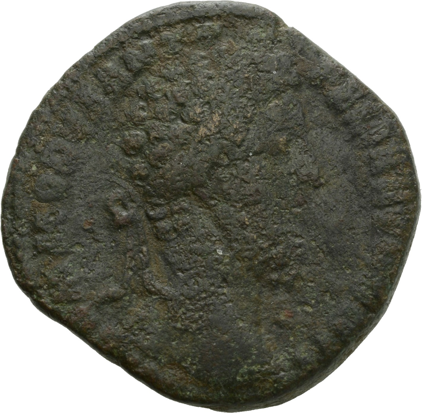 RIC III Commodus 494 Commodus obverse, Head of Commodus, laureate, right