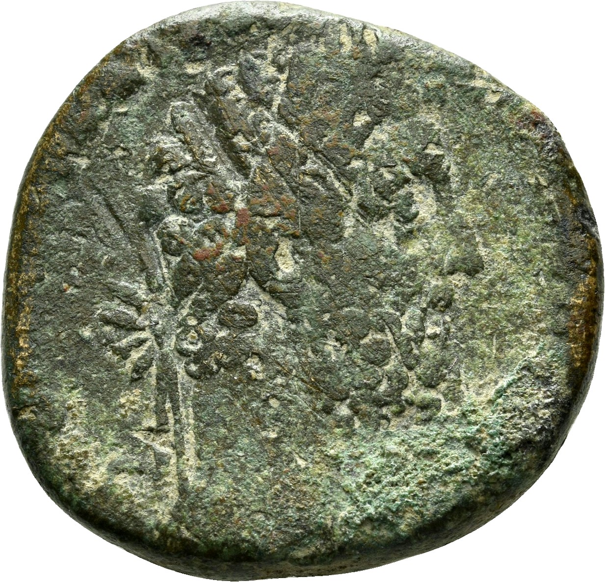 RIC III Commodus 542 Commodus obverse, Head of Commodus, laureate, right