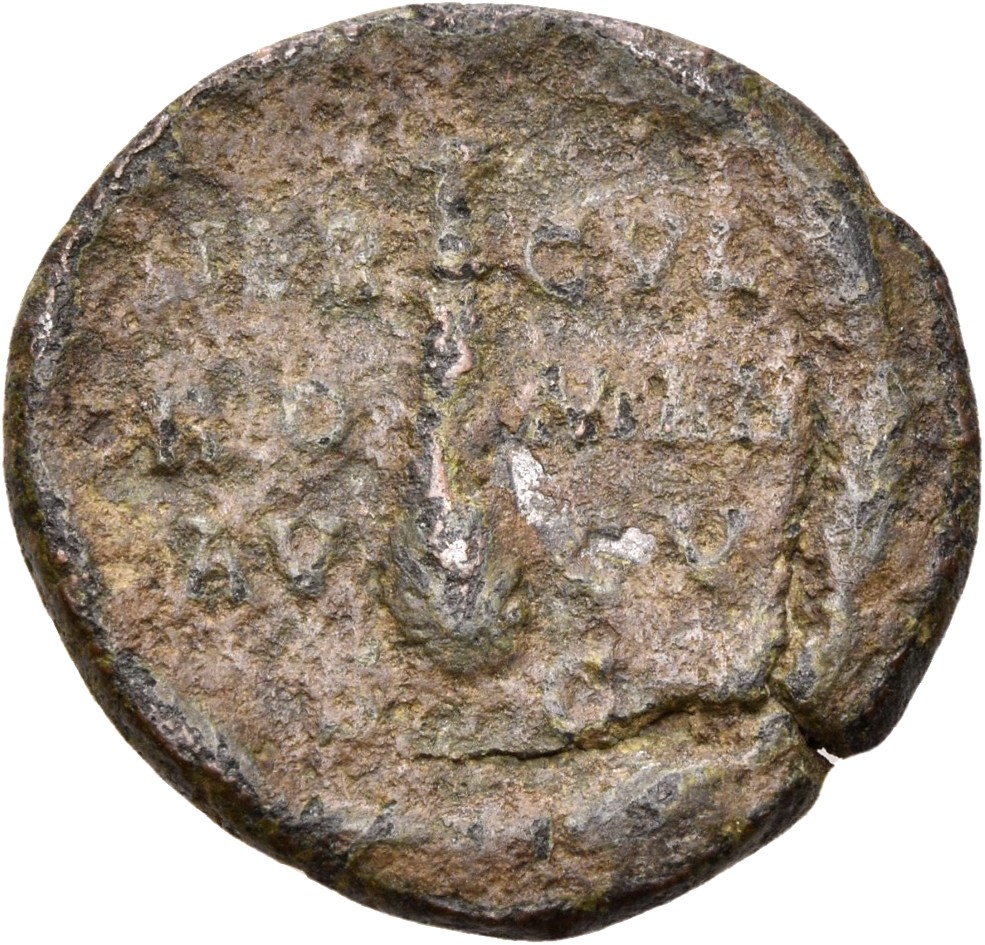 RIC III Commodus 644 Commodus reverse, Legend flanking club, all within laural-wreath