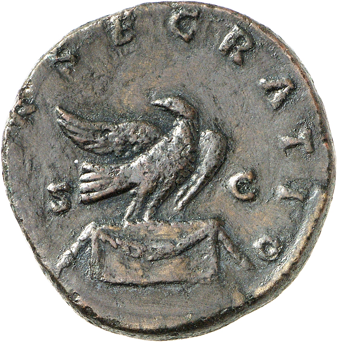 RIC III Commodus 657 Commodus reverse, Eagle, head left, standing right on garlanded altar