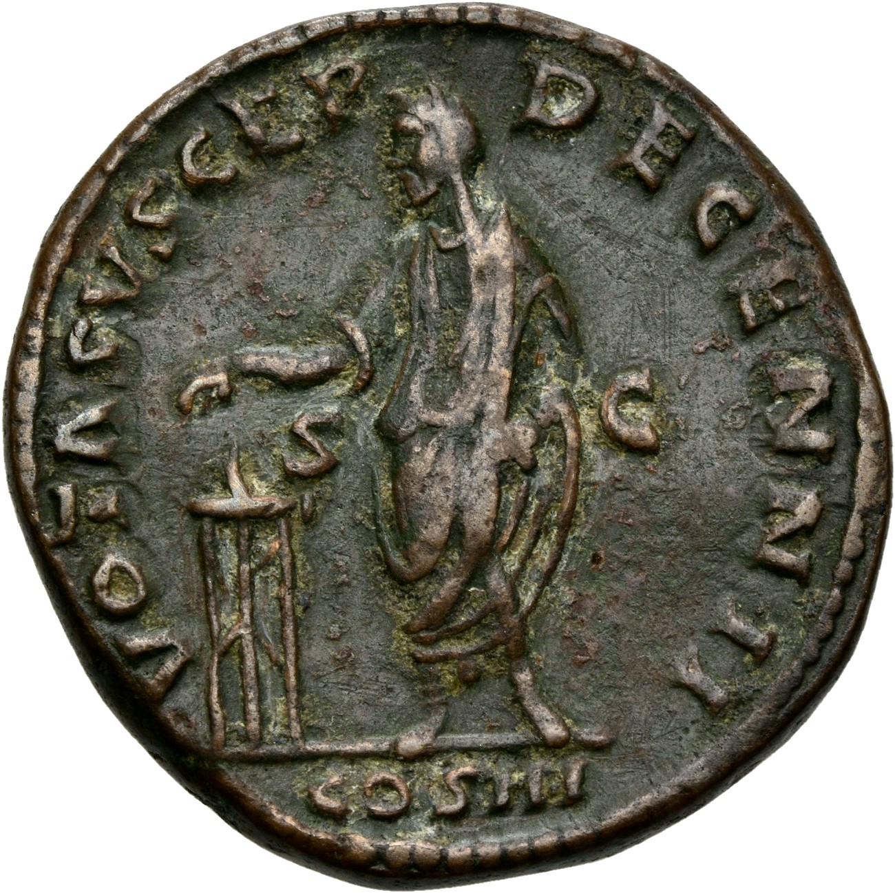 RIC III Marcus Aurelius 1017 Marcus Aurelius reverse — Marcus Aurelius, veiled, togate, standing left, sacrificing out of ...