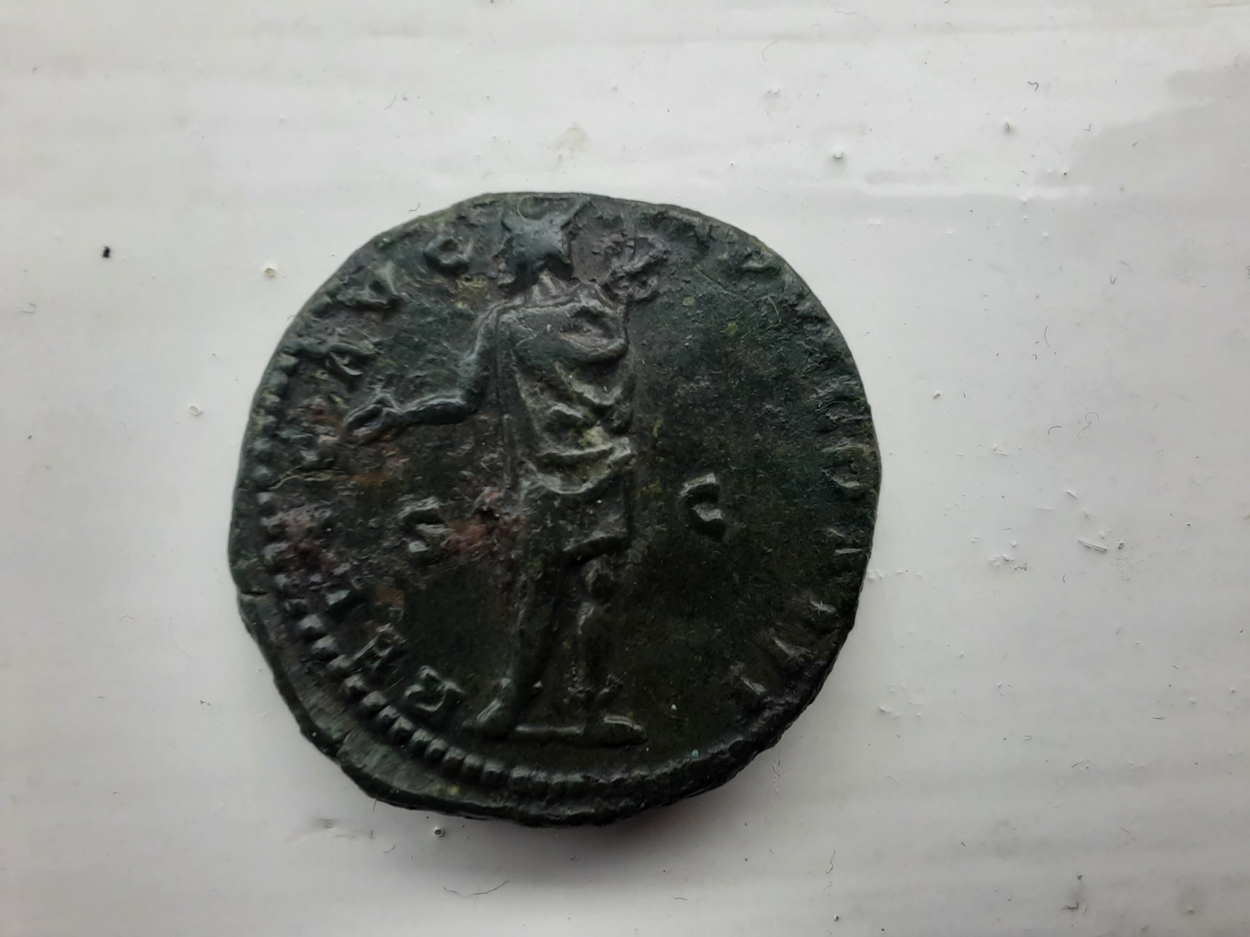 RIC III Marcus Aurelius 1073 Marcus Aurelius obverse — Head of Marcus Aurelius, radiate, right
