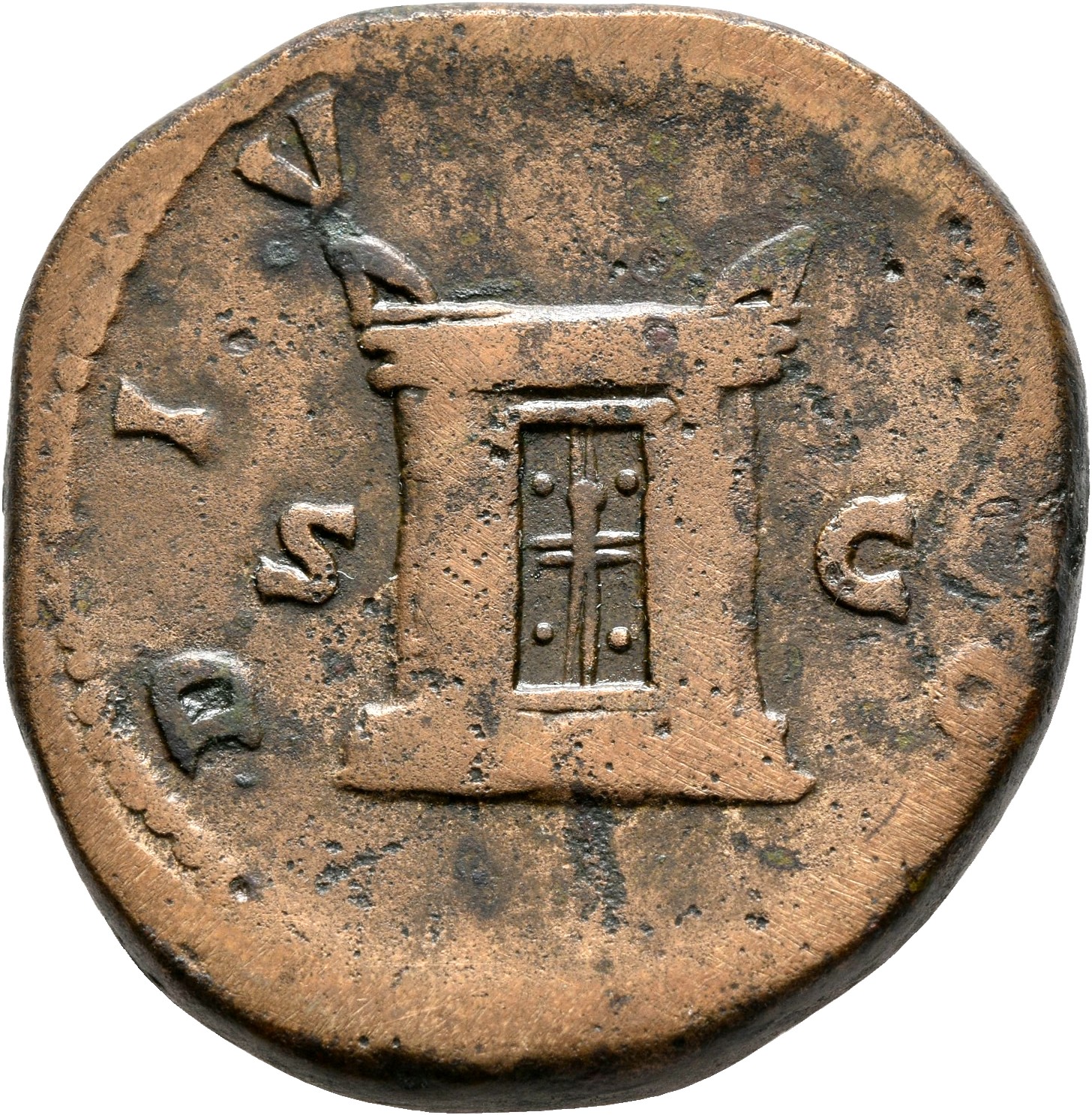 RIC III Marcus Aurelius 1272 Marcus Aurelius reverse, Rectangular altar
