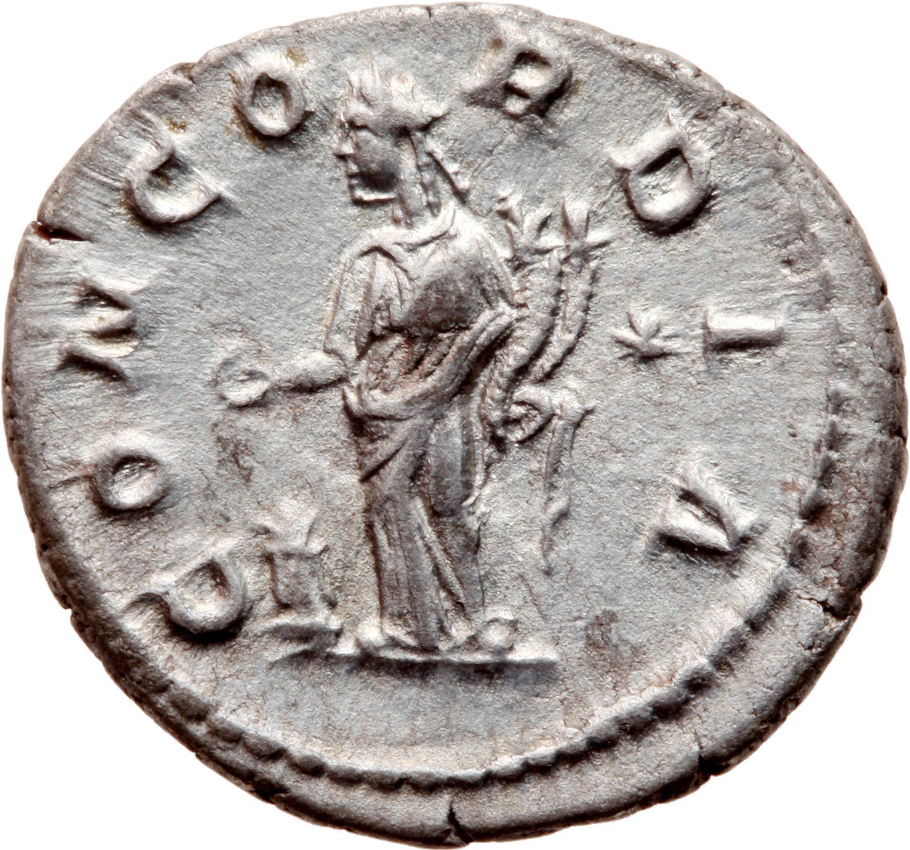 RIC IV Elagabalus 226 Elagabalus reverse, Concordia, draped, standing left, sacrificing out of patera in right hand over l...