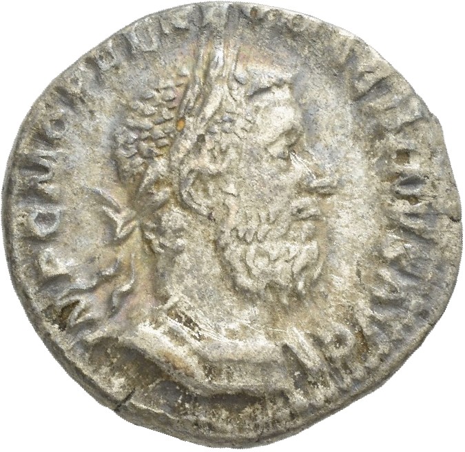 RIC IV Macrinus 85b Macrinus obverse, Bust of Macrinus, laureate, long bearded, cuirassed, right
