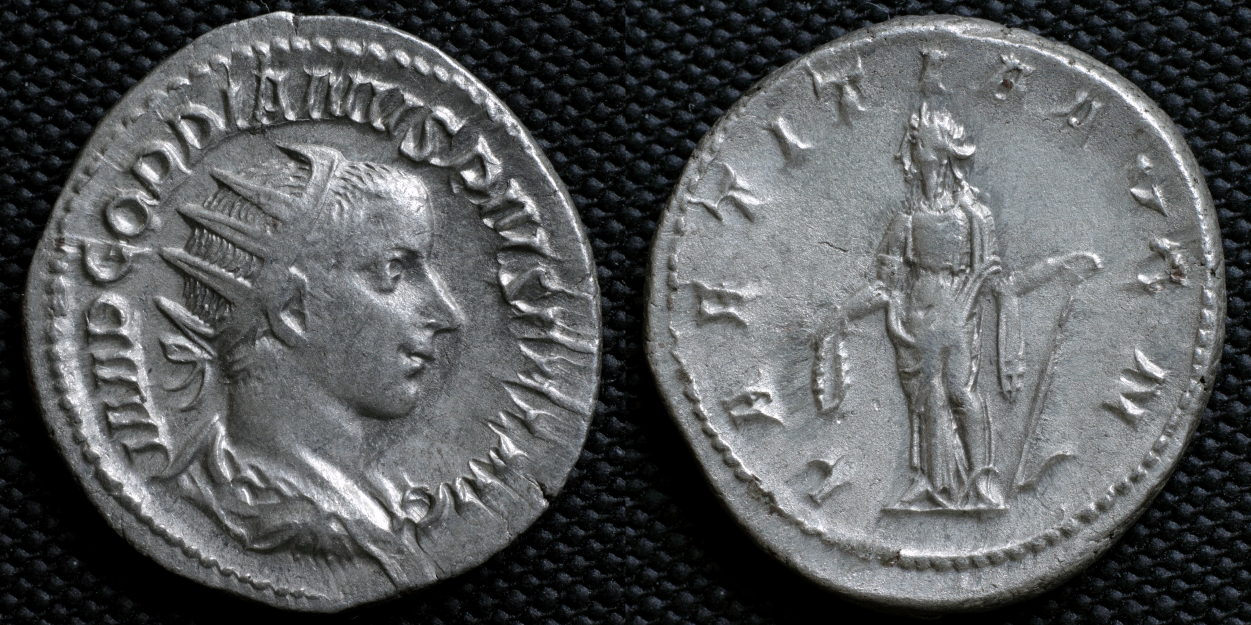 RIC IV Pescennius Niger 86 Pescennius Niger obverse, Head of Pescennius Niger, laureate, right