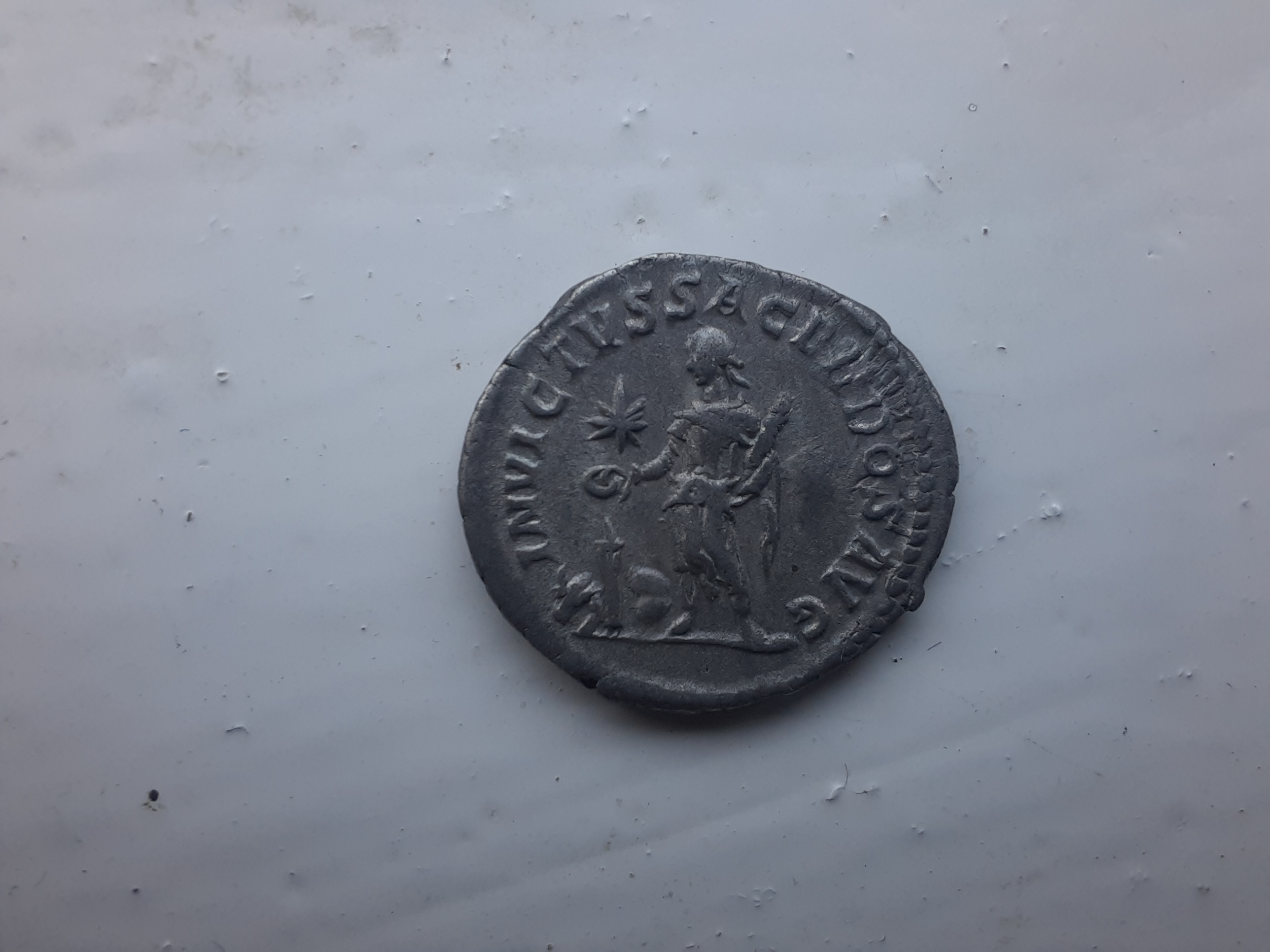 RIC IV Pescennius Niger 88 Pescennius Niger obverse — Head of Pescennius Niger, laureate, right