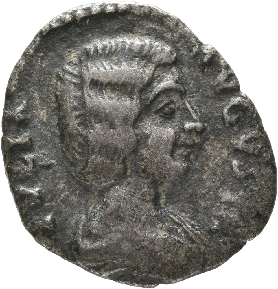 RIC IV Septimius Severus 580 Septimius Severus obverse, Bust of Julia Domna, hair waved and coiled at back, draped, right