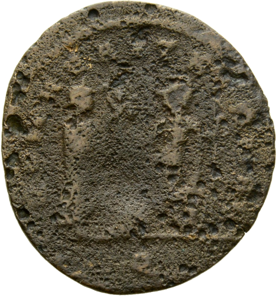 RIC V Aurelian 142 Aurelian reverse, Aurelian, standing right before Roma, helmeted, draped, seated left on shield, holdin...