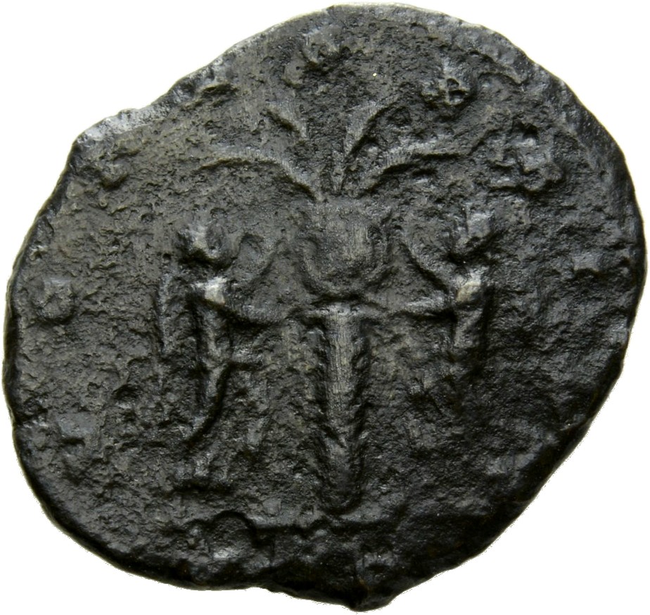 RIC V Claudius Gothicus 196 Claudius II Gothicus reverse — Two Victories, winged, draped, attaching shield inscribed S C t...
