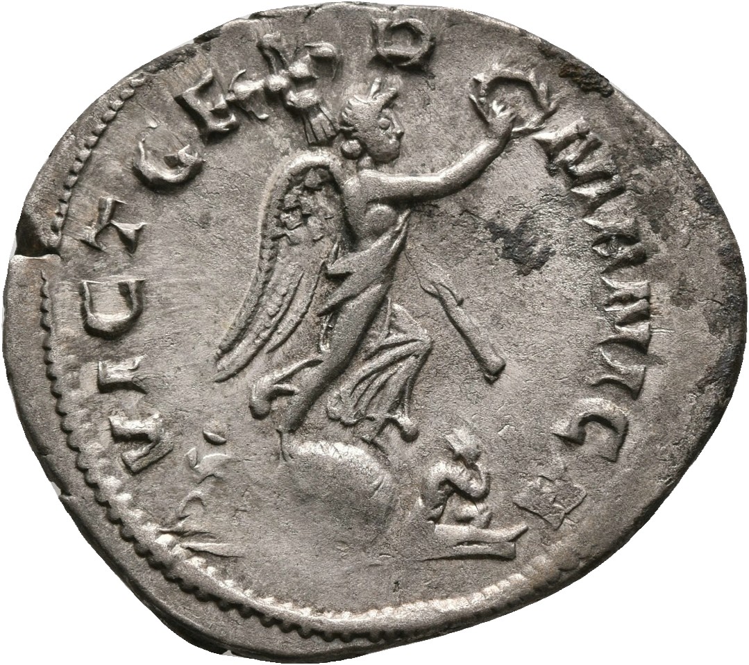 RIC V Gallienus (joint reign) 49(a) Valerian reverse, Victory, winged, draped, standing on globe; flanked on each side by ...