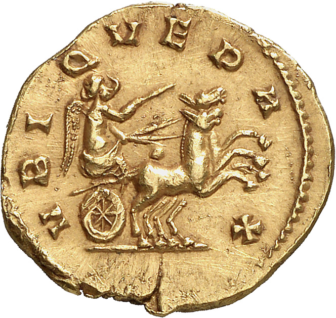 RIC V Gallienus 74 Gallienus reverse, Victory, winged, draped, in biga galloping right