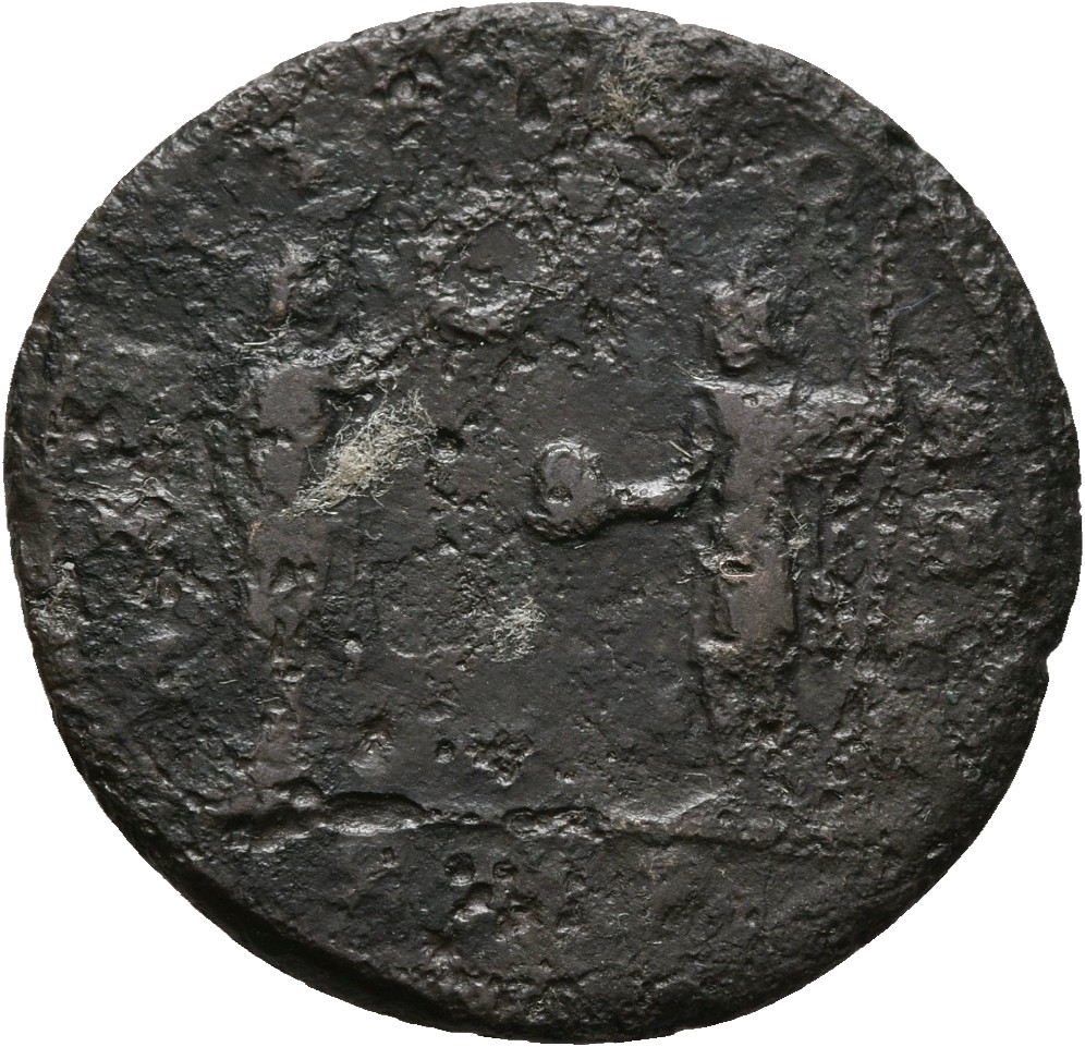 RIC V Probus 733 Probus reverse, Female figure, standing right, presenting wreath to Probus, standing left, holding globe ...