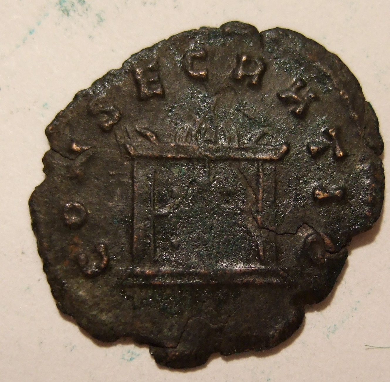 RIC V Victorinus 1 Victorinus reverse, Victorinus, draped, cuirassed, presenting globe to Roma, seated left; behind her, s...