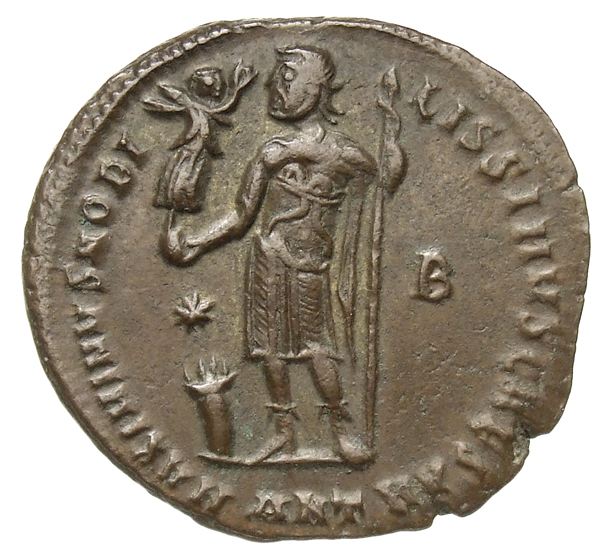 RIC VI Antioch 135 Maximinus Daia reverse — Maximinus Daia, draped, cuirassed, standing front, head left, holding Victory ...