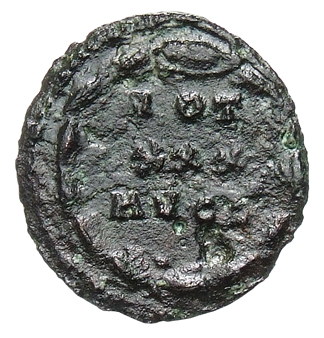 RIC VI Treveri 751 Constantine I reverse, VOT / XXX / AVGG within a wreath