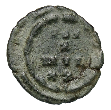 RIC VI Treveri 909b Constantine I reverse, VOT / X / MVL / XX within a wreath