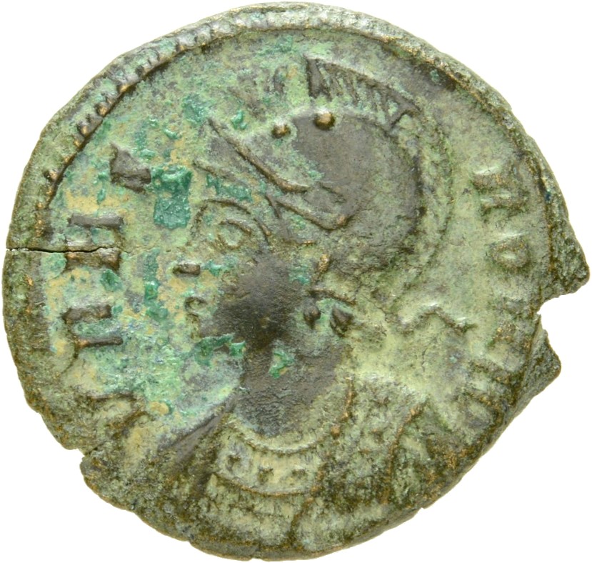 Constantine I obverse — Bust of Roma, helmeted, wearing imperial cloak, left