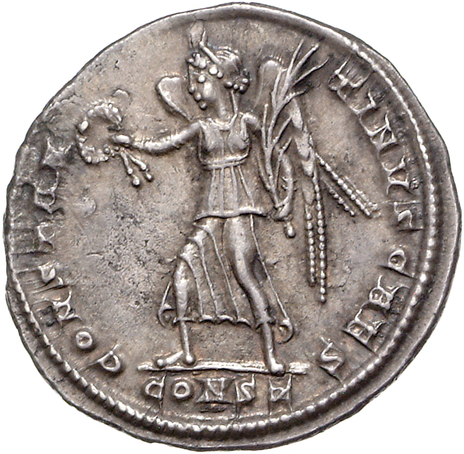 RIC VII Constantinople 127 Constantine I reverse, Victory, winged, draped, advancing left, holding wreath in right hand an...