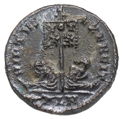 RIC VII Londinium 192 Constantine I reverse, Standard inscribed VOT/XX flanked by two seated captives