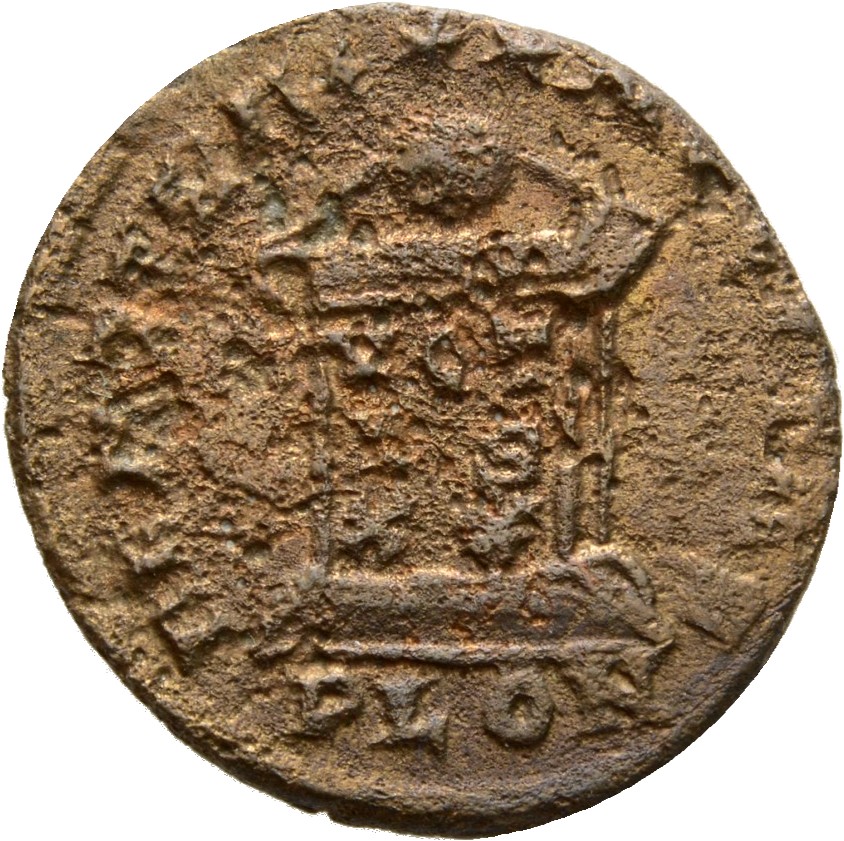 Constantine I reverse — Globe on altar inscribed VOT/IS/XX; above, three stars