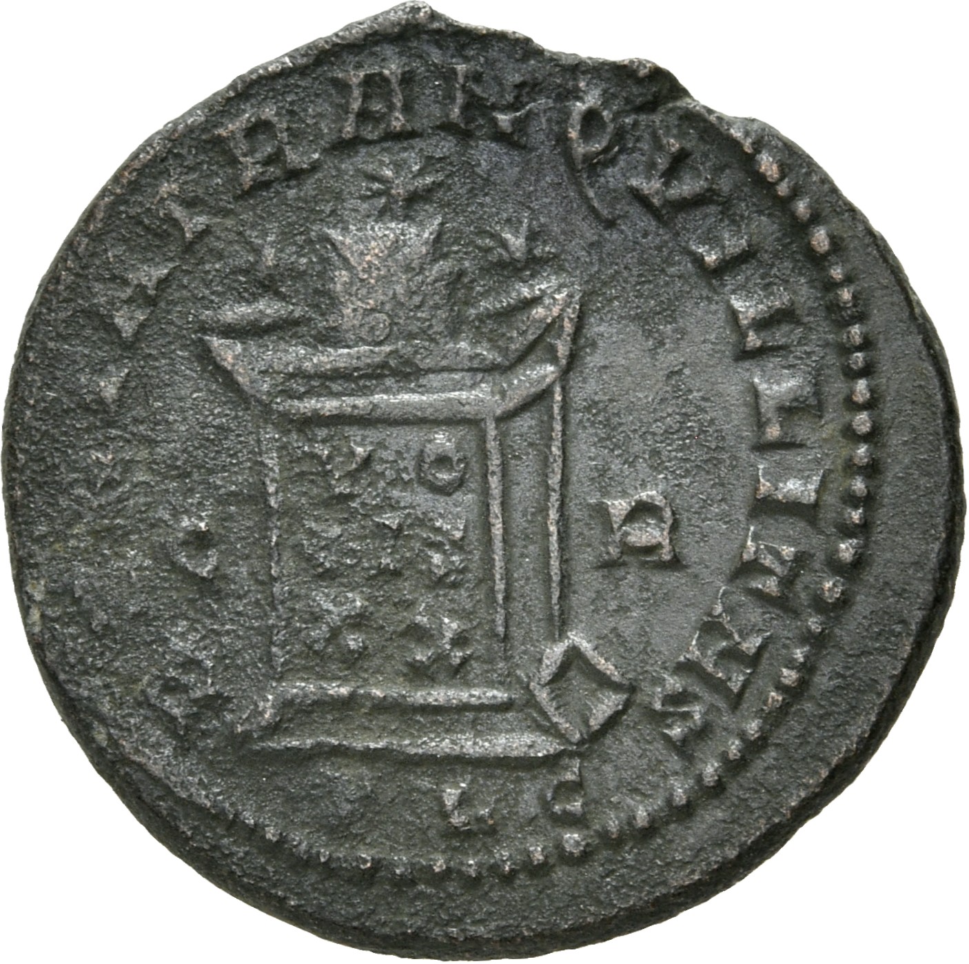 RIC VII Lugdunum 129 Constantine I reverse, Globe on altar inscribed VOT/IS/XX; above, three stars